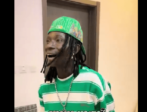 VIDEO: Patapaa explains viral cash scene at mother’s funeral
