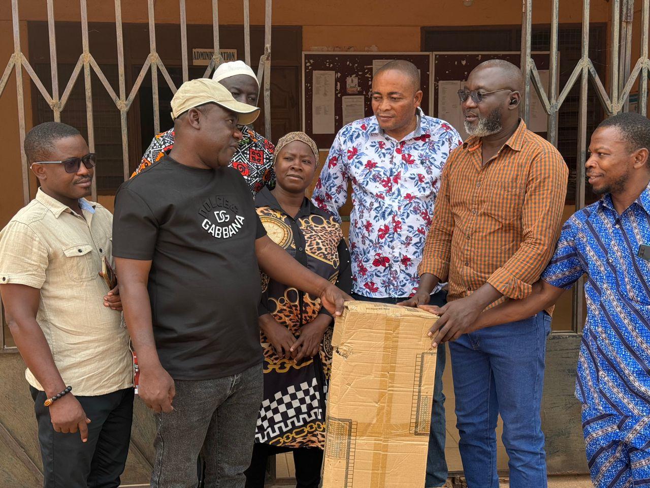 Salaga-South MP Supports Senior High School with Streetlight Donation